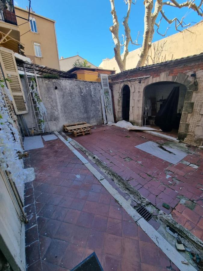 L'Antre Du Dragon Apartamento Marselha Exterior foto